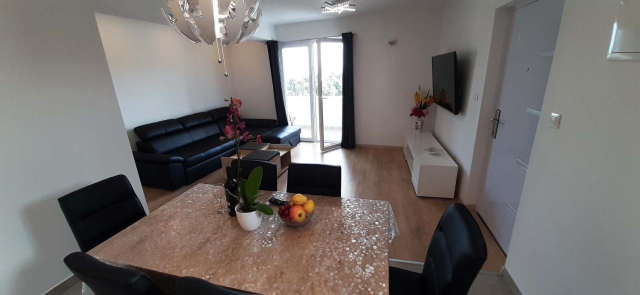 Penthaus Apartment N&M Baska Voda Luaran gambar