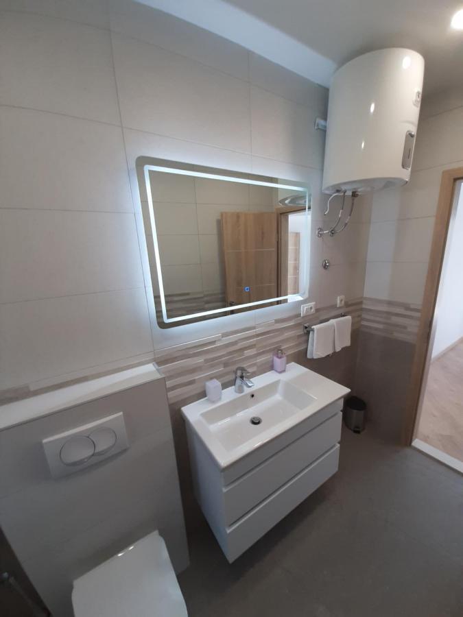Penthaus Apartment N&M Baska Voda Luaran gambar