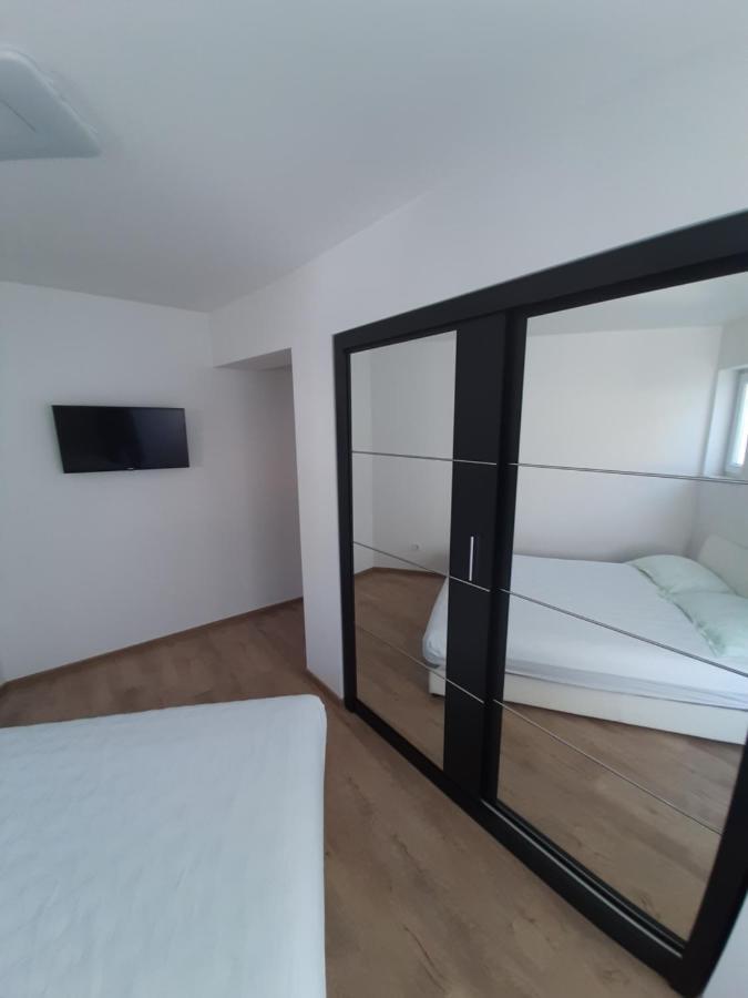 Penthaus Apartment N&M Baska Voda Luaran gambar