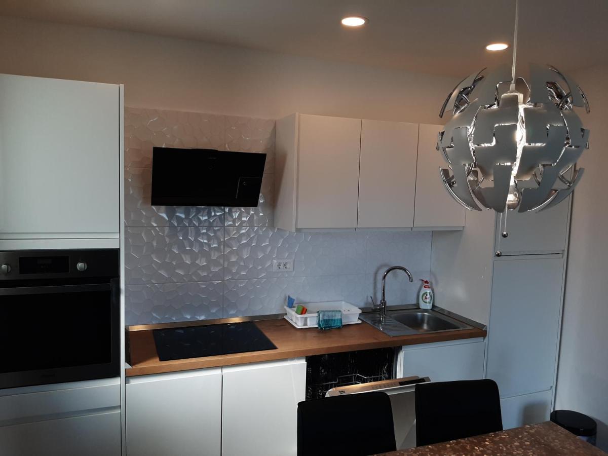 Penthaus Apartment N&M Baska Voda Luaran gambar
