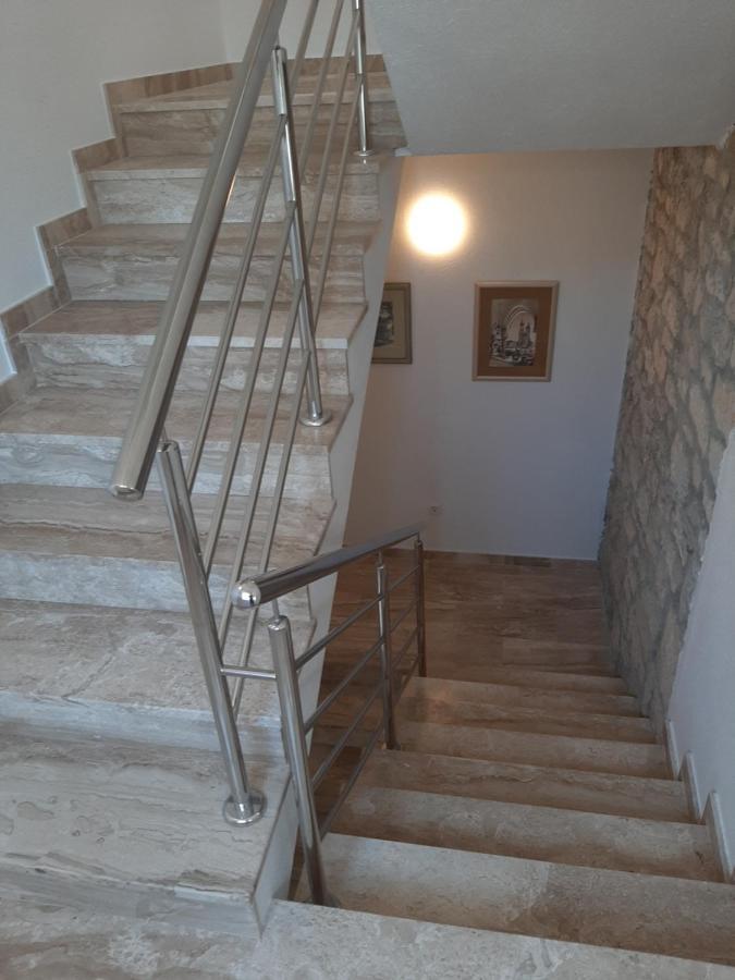 Penthaus Apartment N&M Baska Voda Luaran gambar