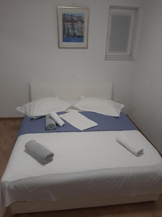 Penthaus Apartment N&M Baska Voda Luaran gambar